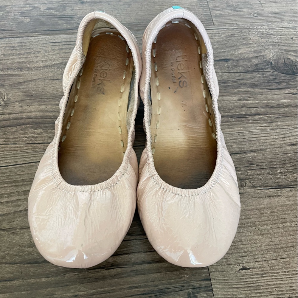 Tieks blush pink patent ballet flat